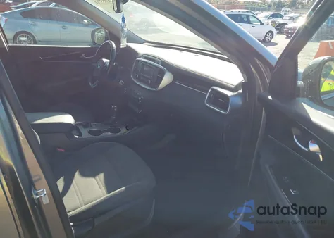 2016 Kia Sorento 2.4L Lx from USA, damaged, VIN 5XYPG4A39GG134570